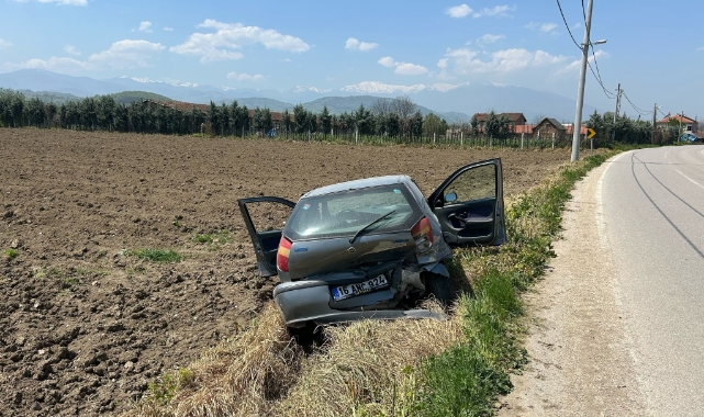 Bursa'da otomobiller çarpıştı! 1 yaralı