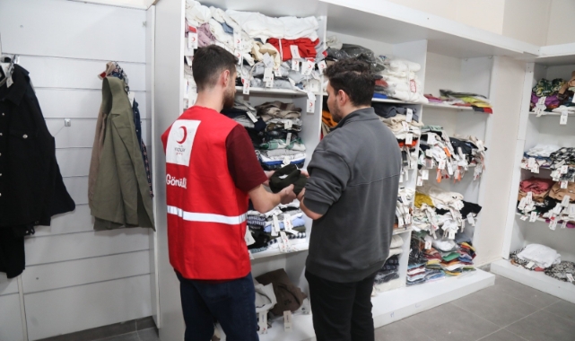 Bursa Teknik Üniversitesinde ihtiyaç sahipleri için butik açıldı