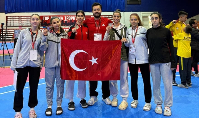 Çeşme Belediyespor’dan Arnavutluk’ta büyük başarı