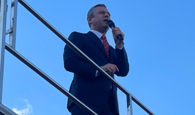 CHP lideri Özgür Özel:  "Cumhuriyet Halk Partisini kimse tutamaz"