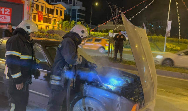 Çorlu'da araç yangını