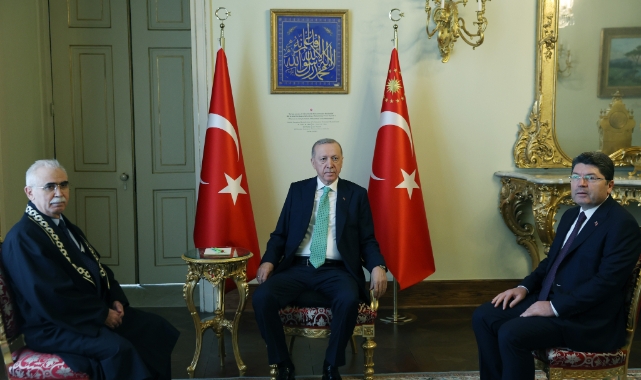 Cumhurbaşkanı Erdoğan AYM Başkanı Özkaya'yı kabul etti