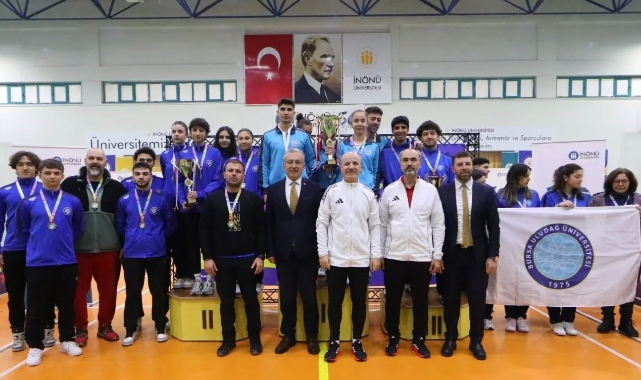 EBYÜ badminton takımı Türkiye şampiyonu