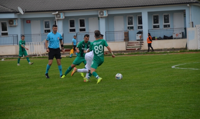 Efeler 09 kendi evinde Çorlu ile berabere kaldı: 1-1