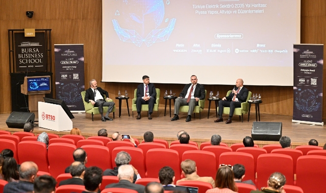 Geleceğin enerji stratejisi Bursa'da Uludağ Enerji Zirvesi'nde konuşuldu