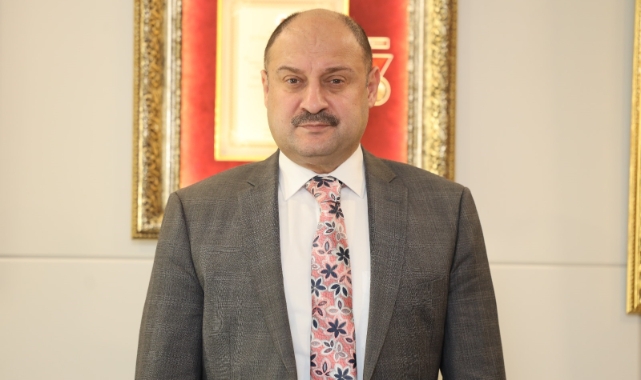 Gülpınar’a uluslararası ilişkilerde yılın üstün hizmet ödülü