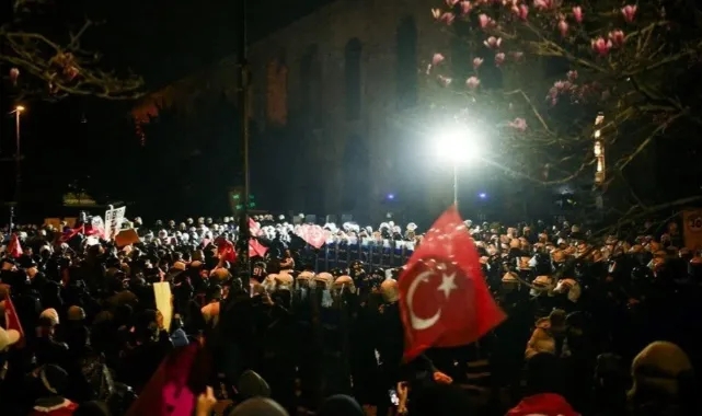 İstanbul'da izinsiz yürüyüşlere katıldıkları iddia edilen 34 sanığa tahliye