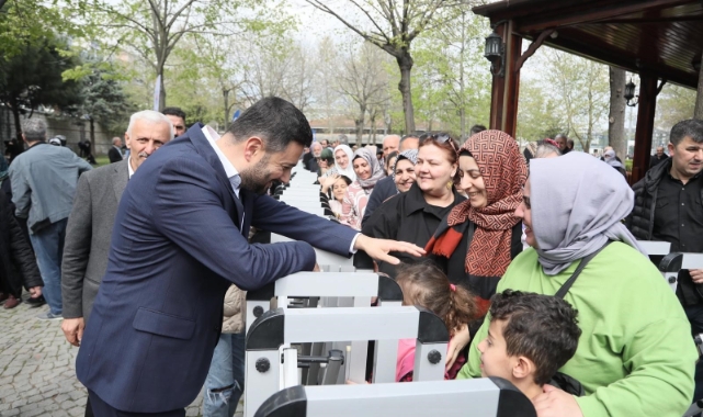 Kağıthane'de balık ekmek ziyafeti