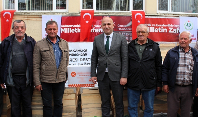 Kırklareli'nde arıcılara kovan ve petek dağıtıldı