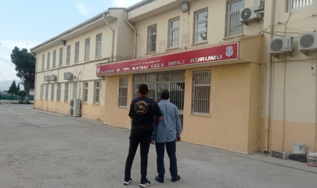 Manisa'da "örgütlü tefecilik" operasyonu: 1 tutuklama