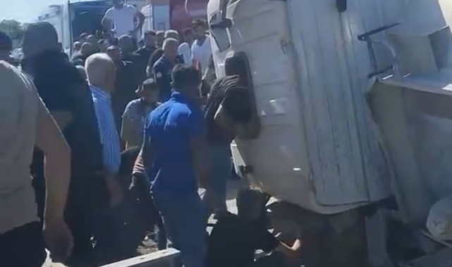 Mardin’de akaryakıt tankeri devrildi: 1 ölü