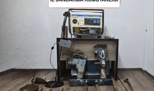 Marmaris’te kaçak kazıya jandarma baskını: 5 tutuklama