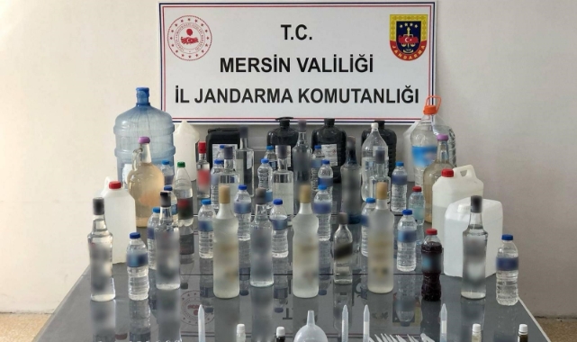 Mersin’de sahte içki üretimi yapan 2 şüpheli yakalandı