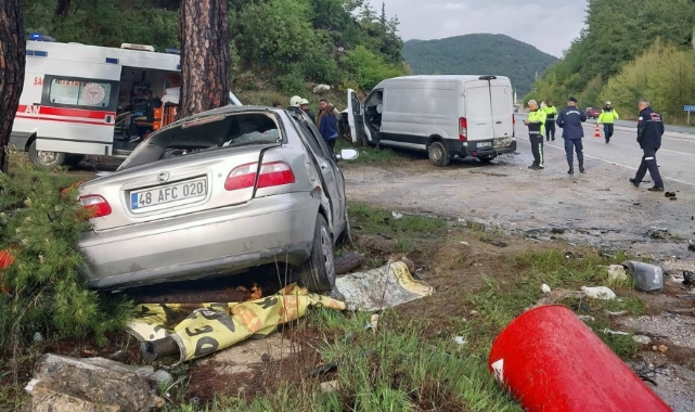 Milas-Yatağan karayolunda otomobiller çarpıştı! 1 ölü, 2 yaralı