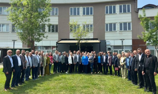 AK Parti Nilüfer muhtarlarla buluştu