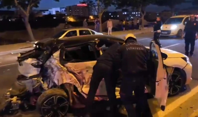 Şanlıurfa’da kamyonet ile otomobil çarpıştı! 4 yaralı