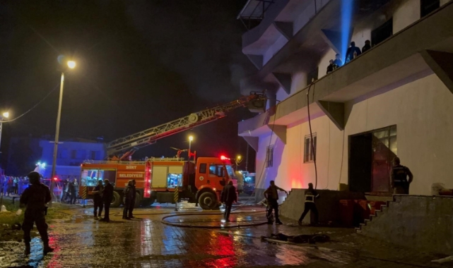 Siirt'te terlik fabrikasında yangın! 11 kişi dumandan etkilendi