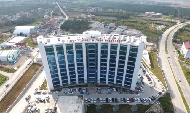Sinop’ta bıçaklı kavga: 1’i ağır 2 yaralı