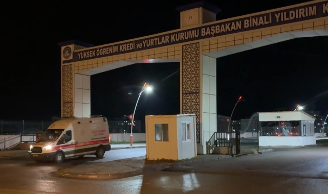 Sivas’ta yurtta kalan 53 öğrenci gıda zehirlenmesi şüphesiyle hastaneye kaldırıldı