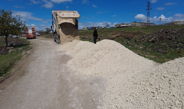 Siverek'te yol çalışmalarıyla ulaşım konforu artıyor