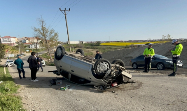 Tekirdağ’da feci kaza! Otomobil takla attı