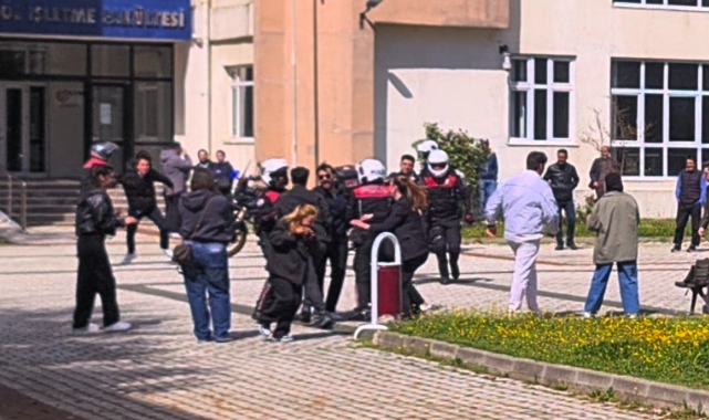 Uludağ Üniversitesi kampüsünde polis ekiplerine kavgalı sürpriz