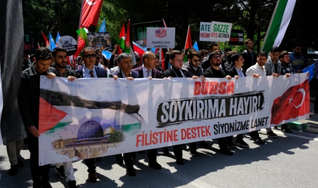 Uludağ Üniversitesi öğrencilerinden Gazze nöbeti