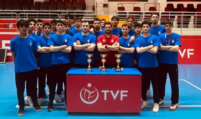 Voleybolda İnegöl Belediye Spor farkı