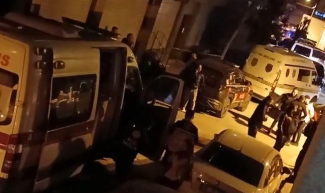 Zeytinburnu'nda 27 yıllık eşini öldürdü, ardından aynı silahla intihar etti