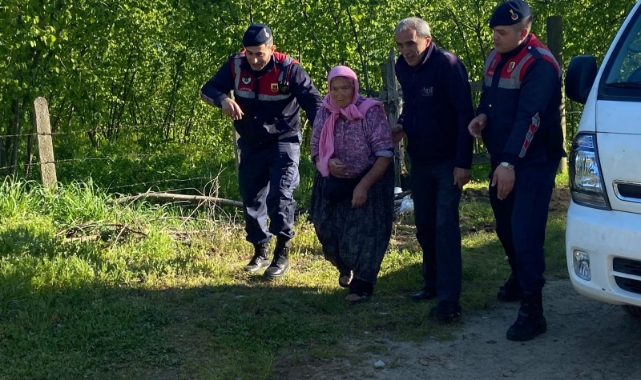 Zihinsel engelli kadının kayıp ihbarı ekipleri harekete geçirdi