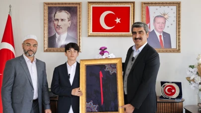 Ezan okuma yarışmasında dereceye girdi