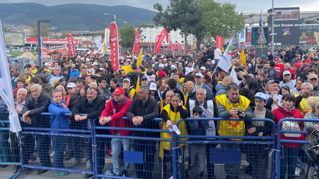 1 Mayıs Bursa'da coşkuyla kutlandı