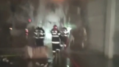 Kahramanmaraş'ta tekstil fabrikasının deposunda yangın