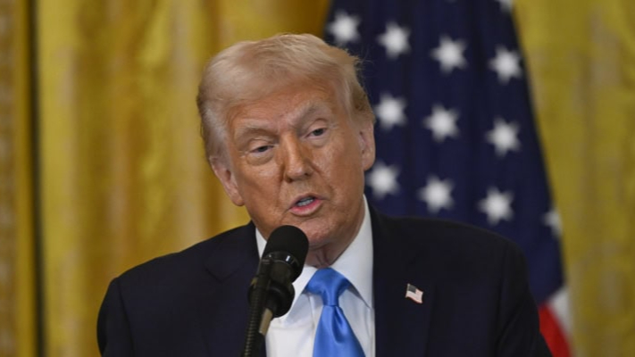 ABD Başkanı Trump: "İran'dan petrol alan ülkelere yaptırım uygulanacak"