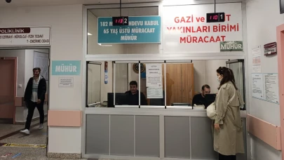 Hastane yönetimi şehit ailesi ve gazileri unutmadı
