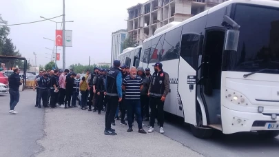 Şanlıurfa merkezli 6 ilde 'change' araç operasyonu: 15 gözaltı
