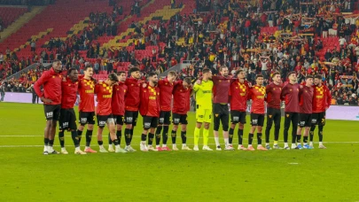 Göztepe, Adana Demirspor'un konuğu