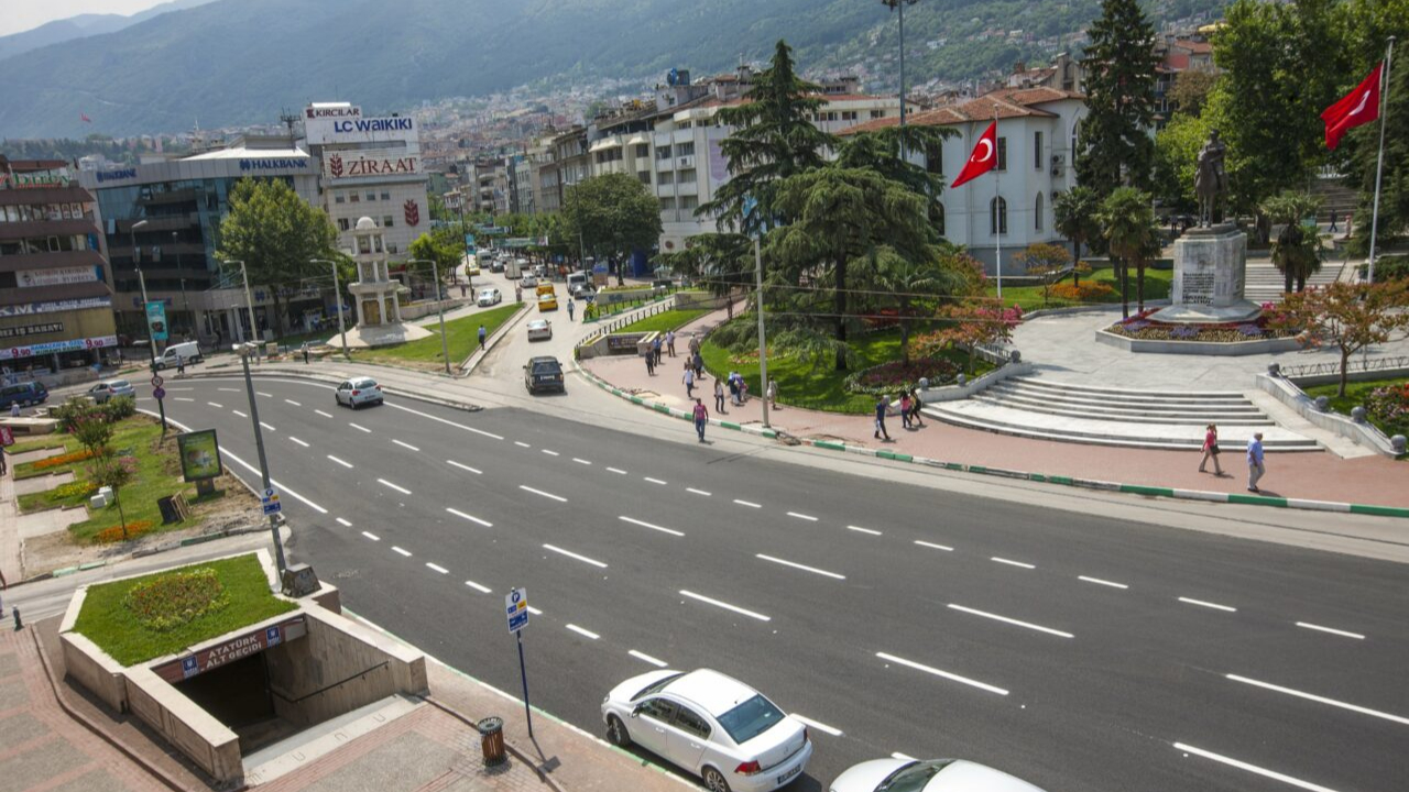 Bursa trafiğine 17. Uluslararası Tarihi Kent Koşusu ayarı! Bazı yollar trafiğe kapatılacak