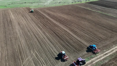 'Kadın başına olmaz' dediler, köyünde ilkleri yaptı
