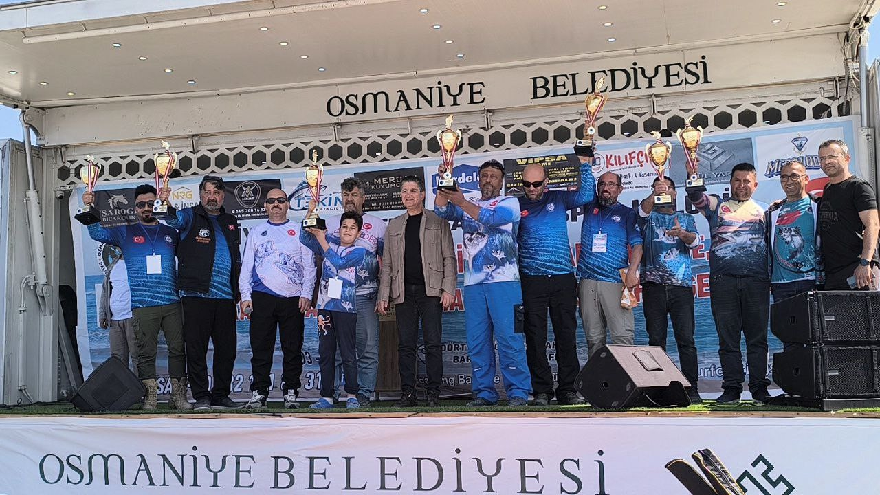 Oltalar birincilik için Akdeniz’in mavi sularına atıldı