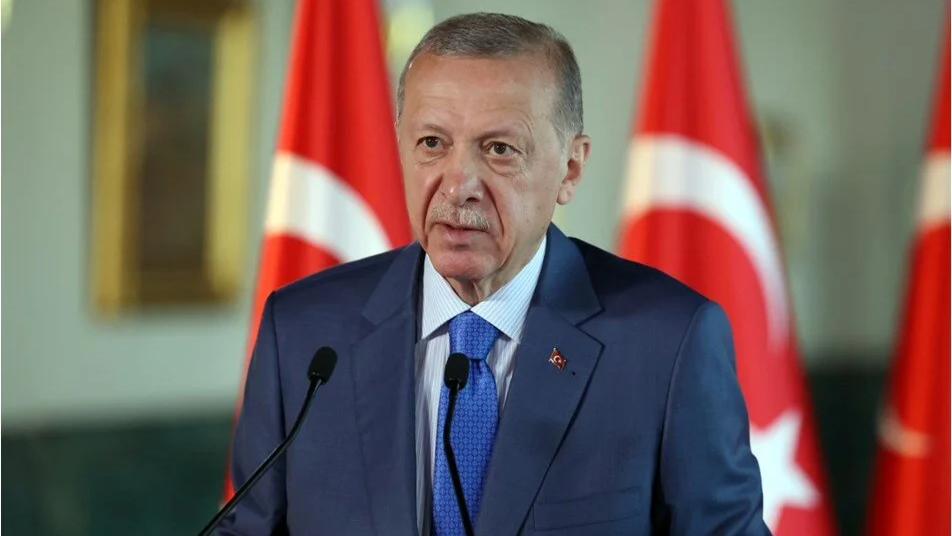 Cumhurbaşkanı Erdoğan'dan Özel'e geçmiş olsun telefonu!