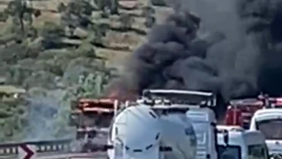 İzmir’de belediye otobüsünde yangın!