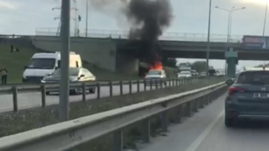 Bursa- İzmir yolunda korku dolu anlar... Birden  alev topuna  döndü!