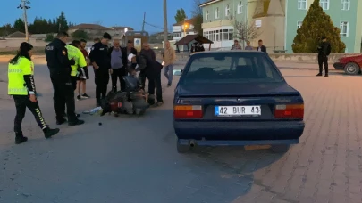 Kulu'da otomobille çarpılan motosikletli yaralandı