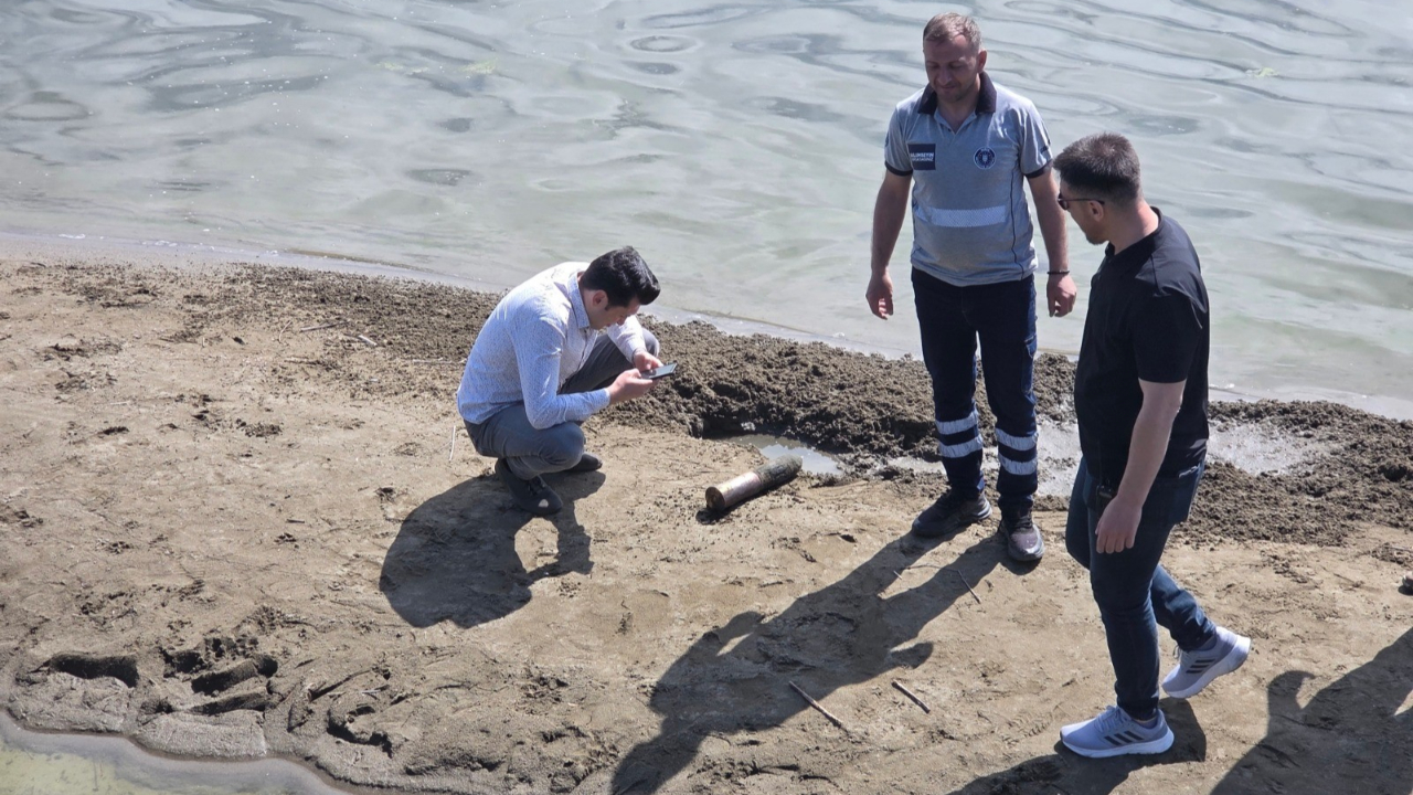 İznik Gölü sahilinde bir top mermisi daha bulundu