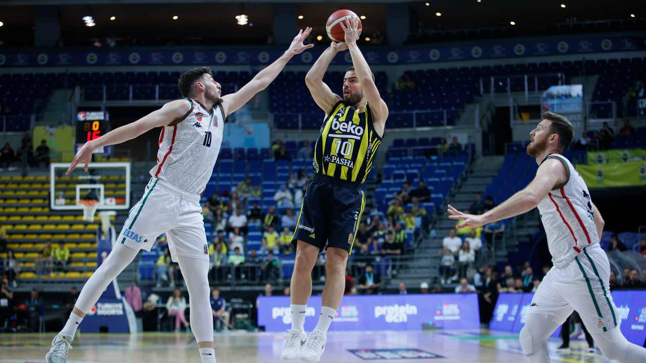 Fenerbahçe Beko, sezonun bitimine 2 hafta kala liderliği garantiledi