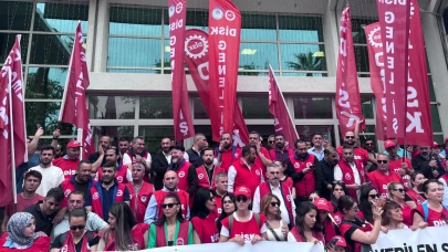 İzmir Büyükşehir Belediyesinde maaş krizi: İşçilerden grev kararı