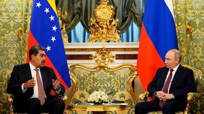 Putin, Maduro'yla görüştü!