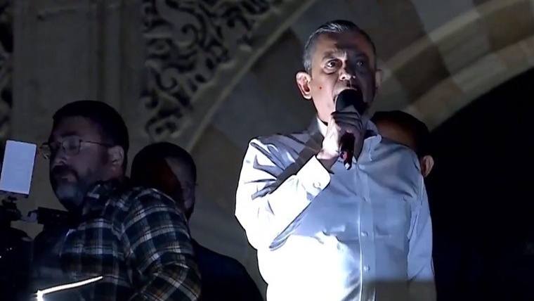Özgür Özel'den Beyazıt'ta 'diploma' resti
