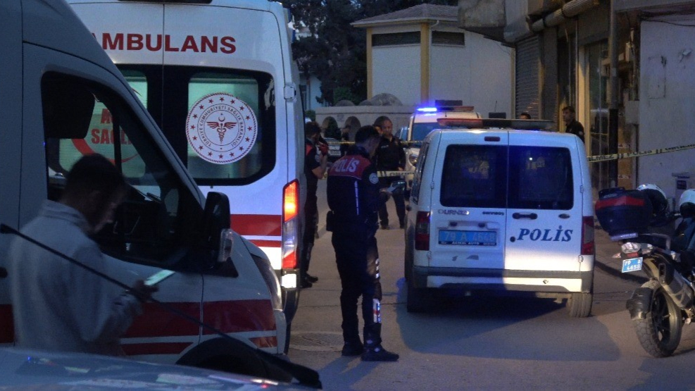 Kilis'te park yüzünden çıkan kavga silahlı saldırıya dönüştü: 2 yaralı